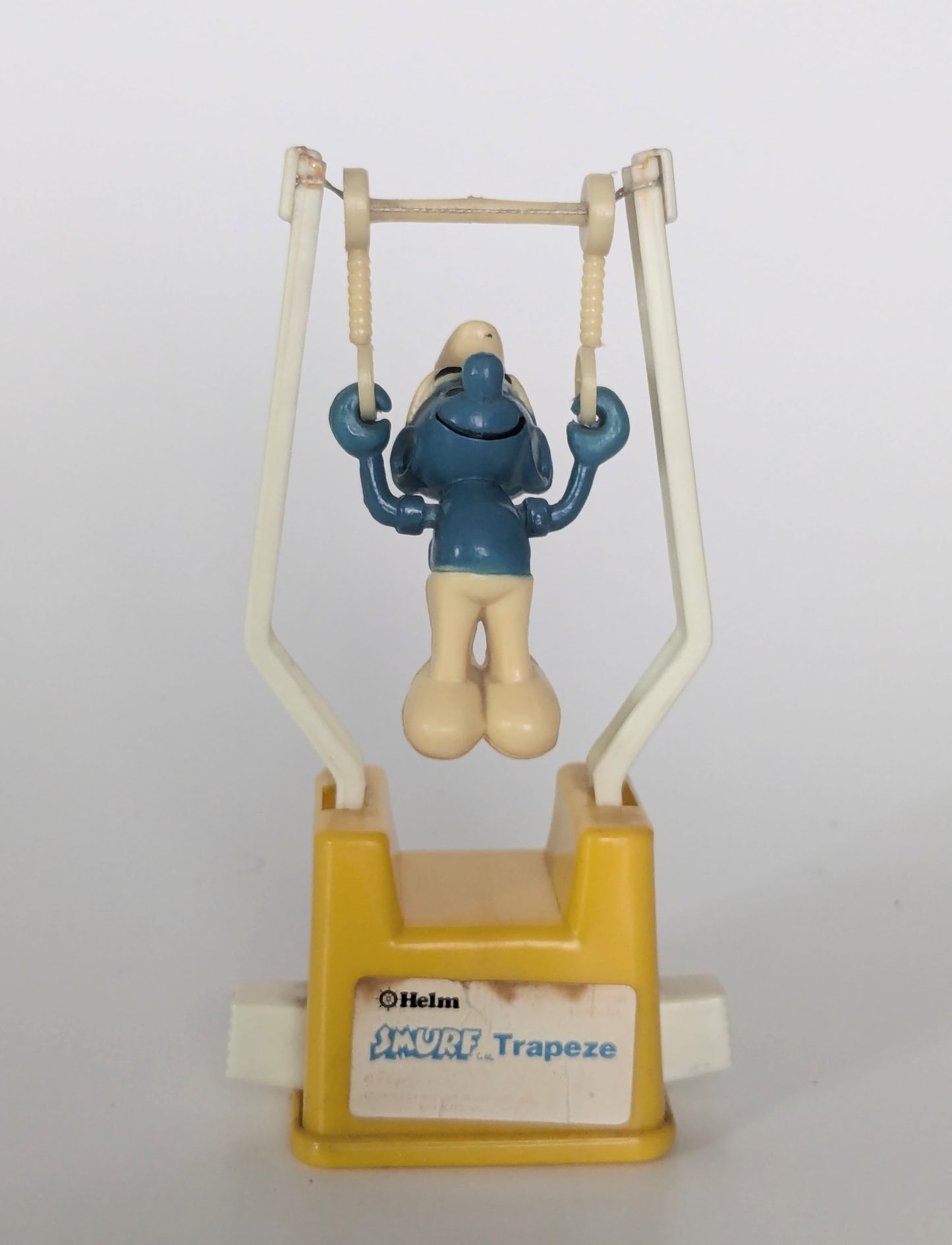 Smurf Trapeze